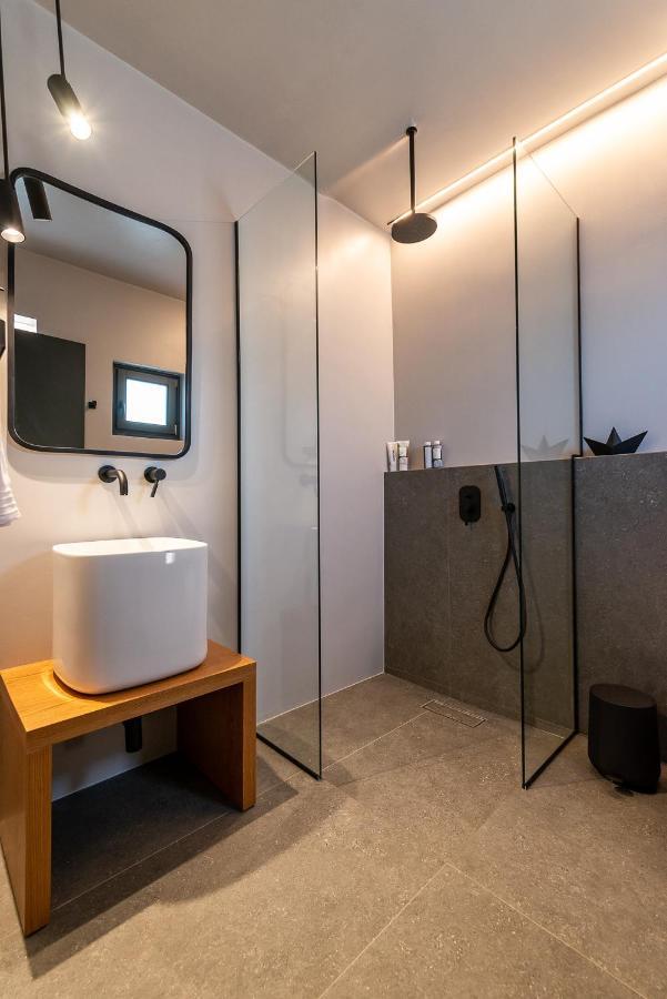 Orion Suites Tínos Eksteriør bilde