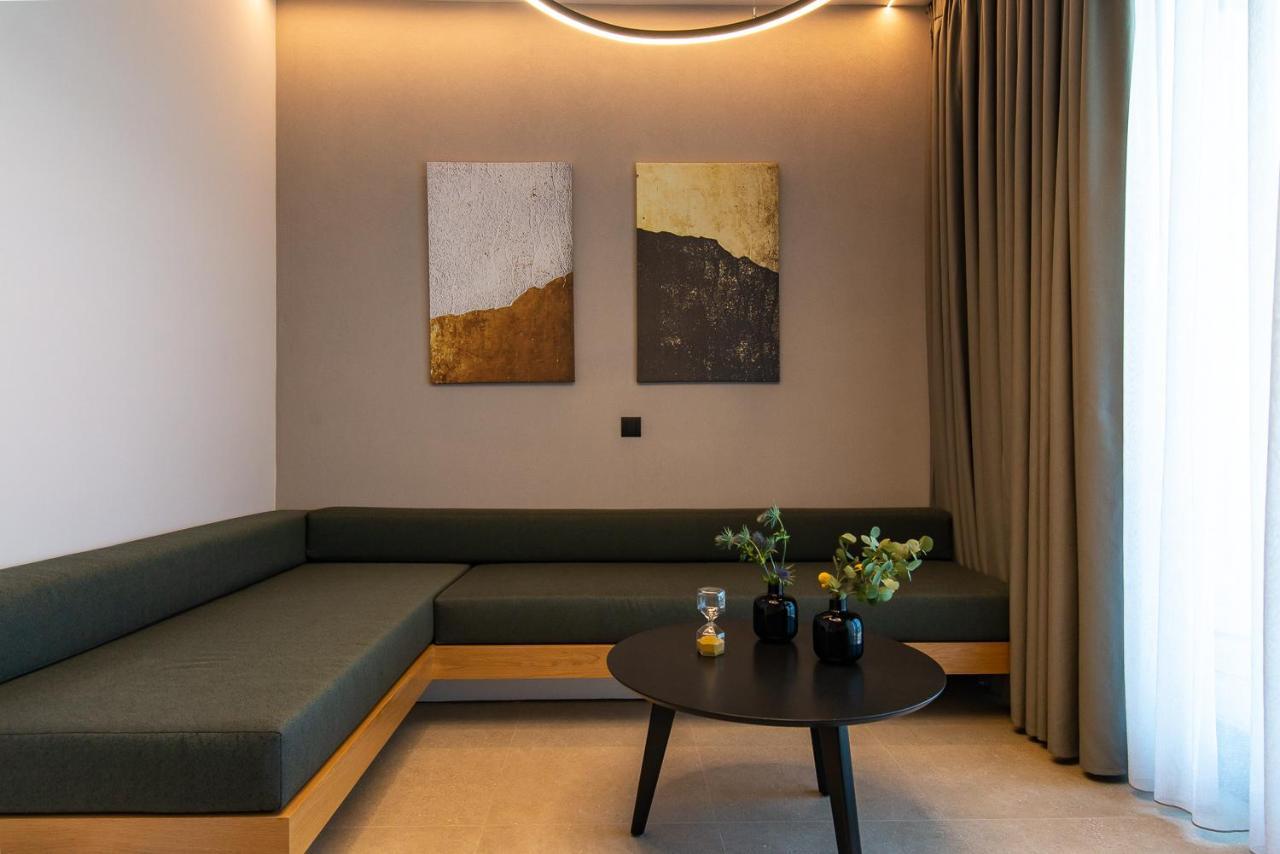 Orion Suites Tínos Eksteriør bilde